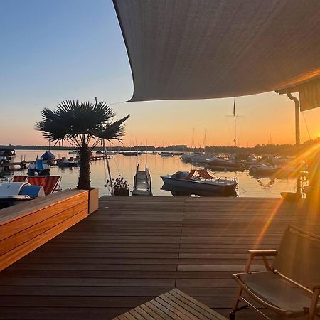 Lago Mio - Pension Am See - Bei Uns Verbringt Ihr Eine Wundervolle Zeit Direkt Am Wasser 보르흐시 외부 사진