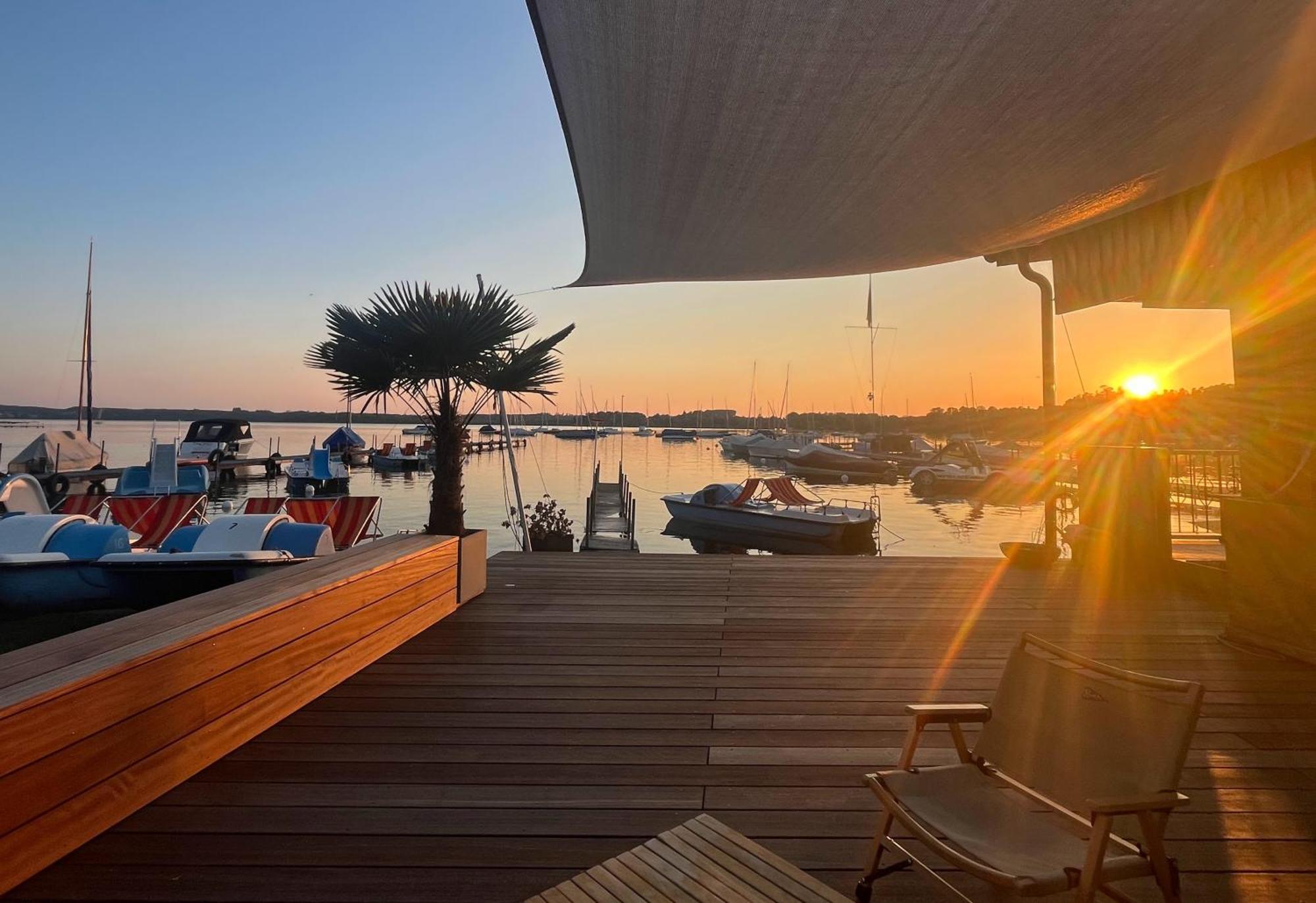 Lago Mio - Pension Am See - Bei Uns Verbringt Ihr Eine Wundervolle Zeit Direkt Am Wasser 보르흐시 외부 사진